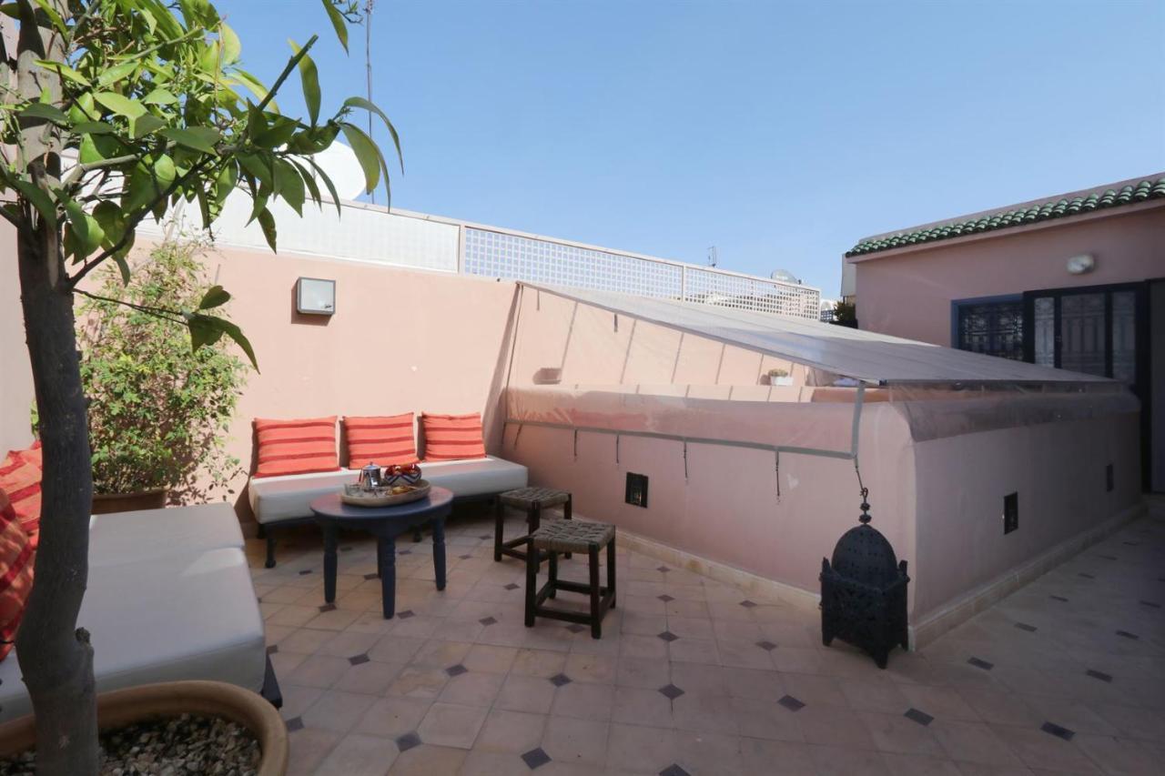 Riad Dar Safi - Privatise Pour 6/8 Pers. - Jacuzzi Марракеш Экстерьер фото